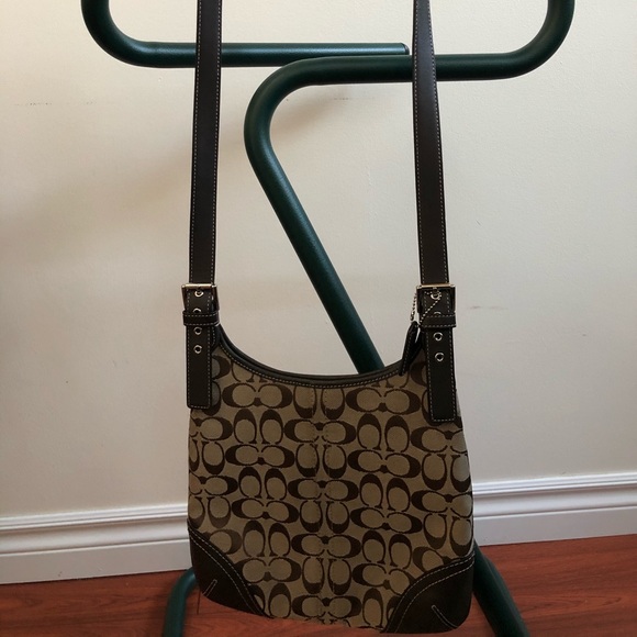 Coach cross body purse - Picture 2 of 7